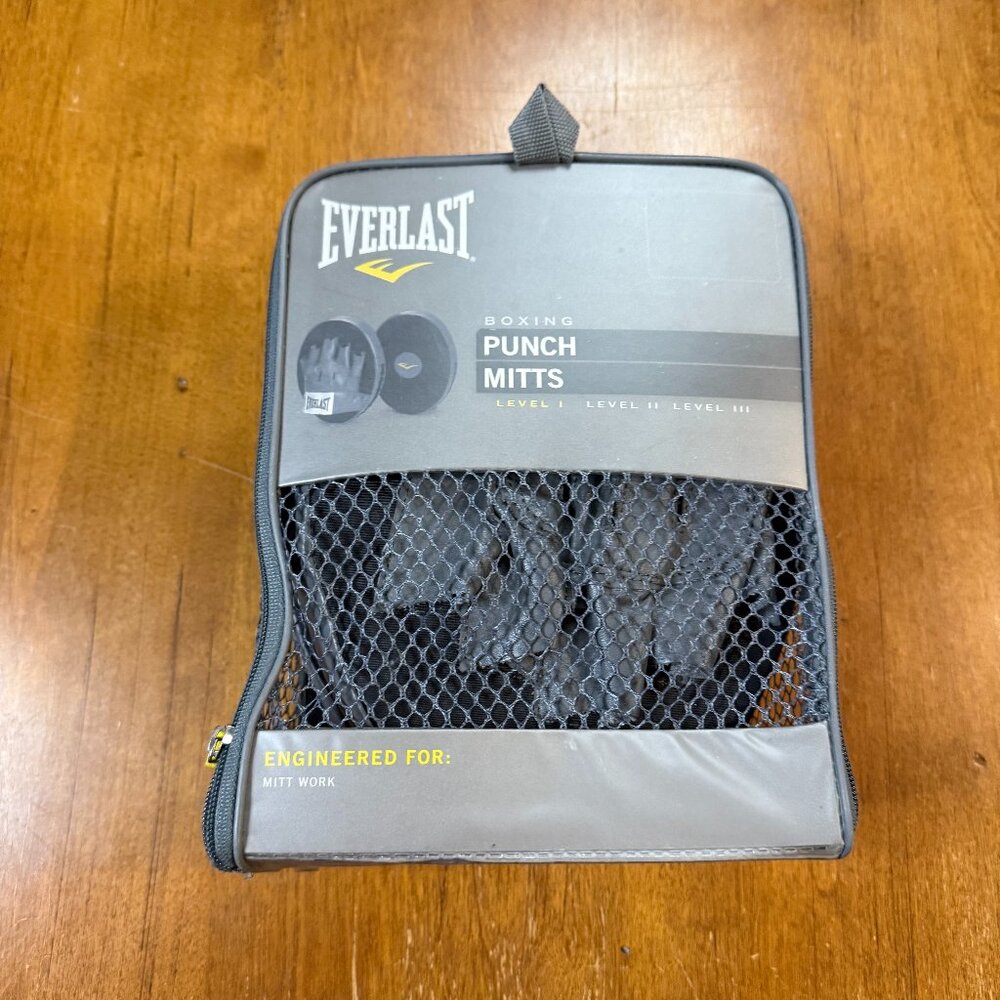 Everlast Core Punch Mitts, One Size – Boxing Training Pads - Picture 11 of 15